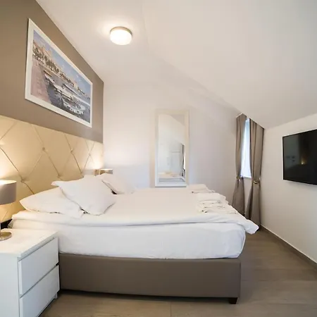 Top Position In Old Town Appartement
